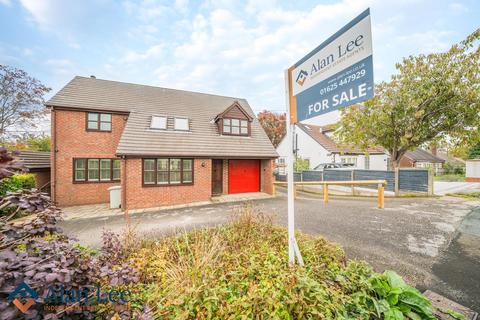 Park Mount Drive, Macclesfield, SK11 8NT 4 bed detached house for sale