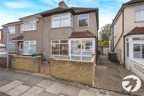 Ruskin Avenue, Welling, Kent, DA16 3 bed semi
