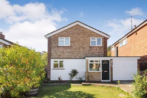Mallard Hill, Bedford MK41 3 bed detached house for sale