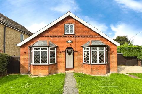 Trevor Road, Newport, Isle of Wight 2 bed bungalow for sale