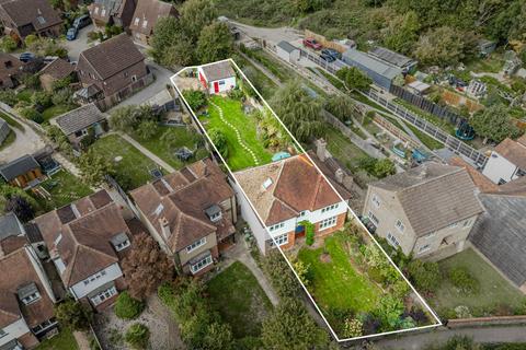 Watling Street, St. Albans AL2 4 bed detached house for sale