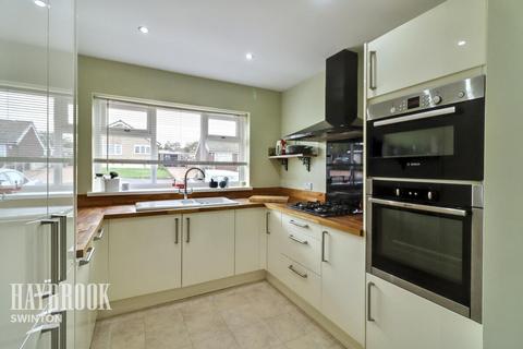 Fontwell Drive, Mexborough 3 bed detached bungalow for sale