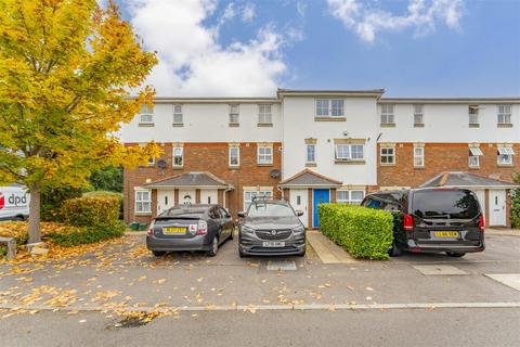 Tollgate Drive, Hayes UB4 3 bed terraced house for sale