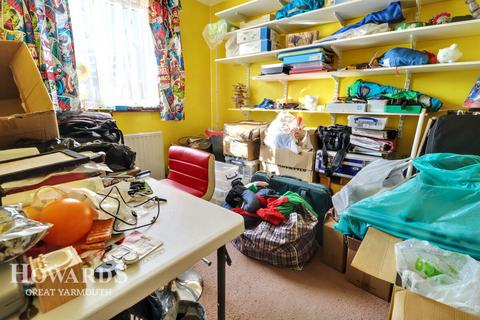 Getliff Mews, Great Yarmouth 2 bed end of terrace house for sale