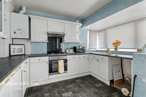 Courtway Drive, Sneyd Green... 2 bed detached bungalow for sale