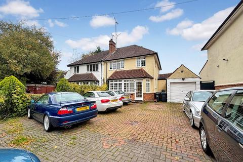 South Croydon CR2 3 bed semi