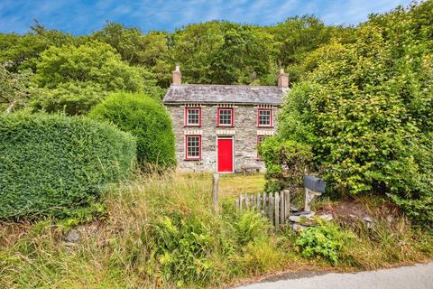 Aberystwyth SY23 3 bed detached house for sale