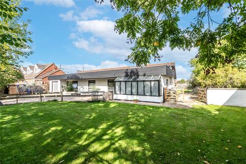 Vicarage Road, Steventon, Abingdon... 3 bed detached bungalow for sale