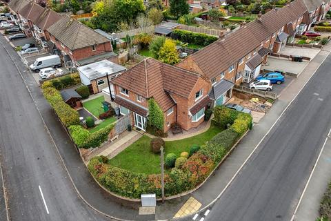 Douglas Road, Hollywood, Birmingham 3 bed detached house for sale