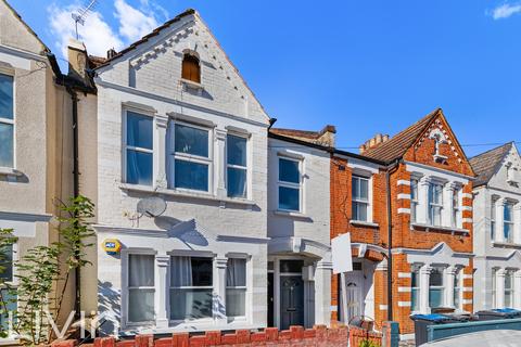 Mitcham CR4 3 bed maisonette for sale