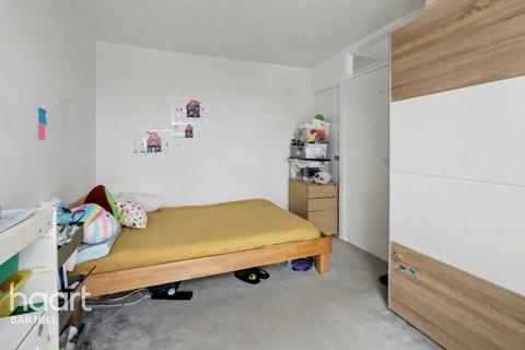 Pheasant Rise, Cambridge 3 bed terraced house for sale