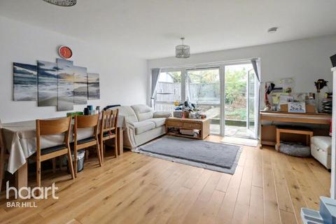 Pheasant Rise, Cambridge 3 bed terraced house for sale