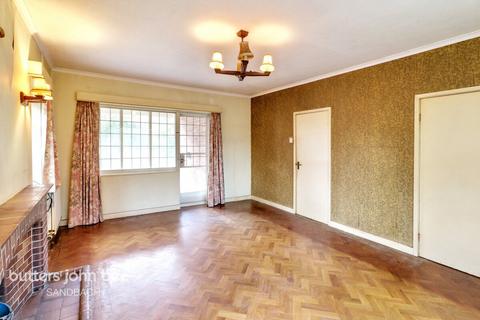 Offley Road, Sandbach 3 bed detached bungalow for sale