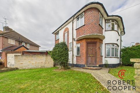 Greencroft Avenue, Ruislip, HA4 3 bed semi