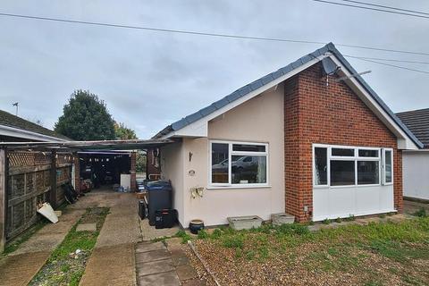 Hunters Forstal Road, Herne Bay, CT6 7BG 2 bed detached bungalow for sale