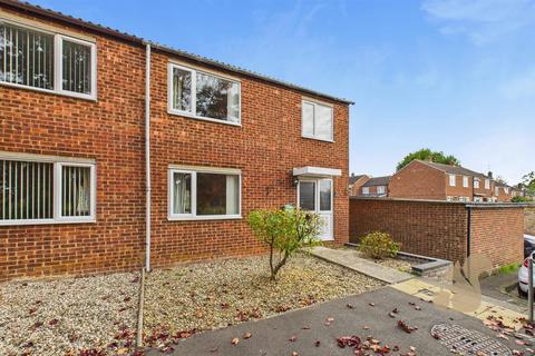 Maldon Court, Great Cornard 3 bed end of terrace house for sale