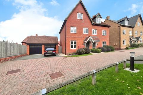 Hedge Furlong, Buckingham MK18 3 bed semi