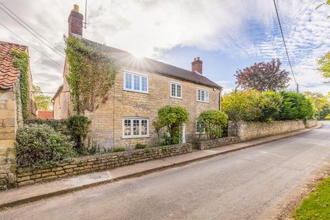 Main Street, Grantham NG32 4 bed detached house for sale