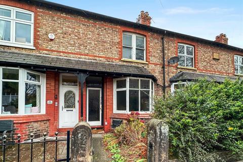Oak Road, Hale 2 bed terraced house for sale