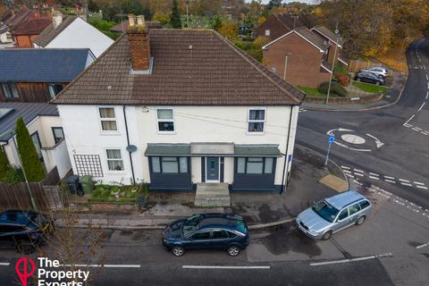 Weyside Road, Guildford, GU1 1 bed maisonette for sale