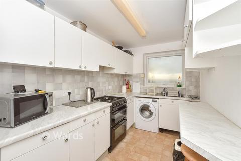 Sandgate High Street, Sandgate... 2 bed apartment for sale