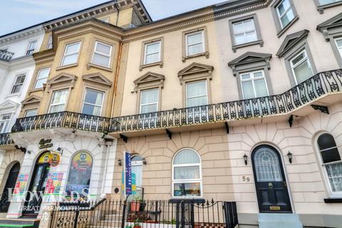 Marine Parade, Great Yarmouth 5 bed terraced house for sale