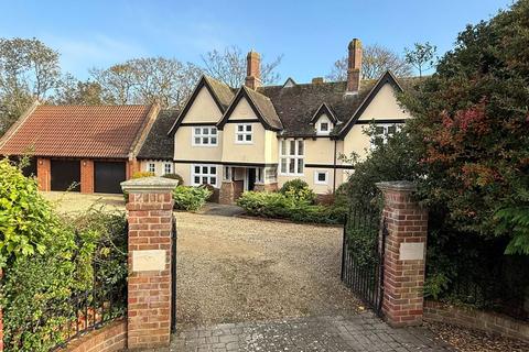 Aldeburgh, Suffolk Heritage Coast 4 bed detached house for sale