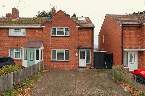 Farringdon Road, Havant 2 bed end of terrace house for sale