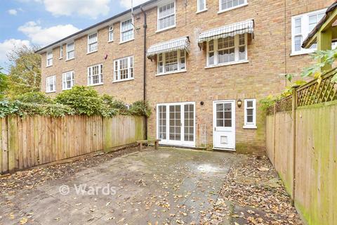Addelam Close, Deal, Kent 4 bed townhouse for sale