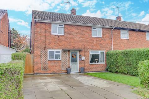 West Avenue, Wigston, LE18 3 bed semi
