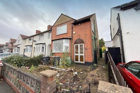 Kingsway, Luton, Bedfordshire, LU1 1TT 3 bed end of terrace house for sale