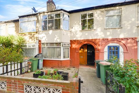 London E12 1 bed maisonette for sale