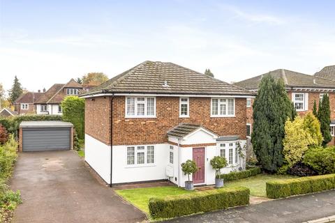 Ferndown Close, Guildford, Surrey, GU1 4 bed detached house for sale
