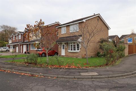 Canon Grove, Yarm, TS15 9XE 3 bed detached house for sale