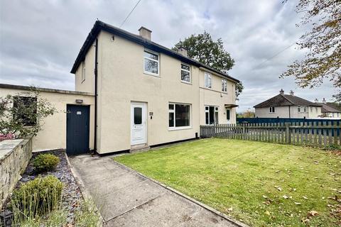 Daw Royds, Almondbury, Huddersfield... 2 bed semi