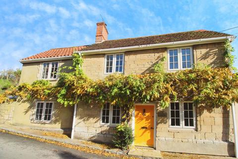 Northbrook, Market Lavington... 3 bed cottage for sale