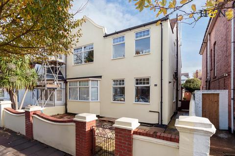 Langdale Road, Hove BN3 1 bed flat for sale