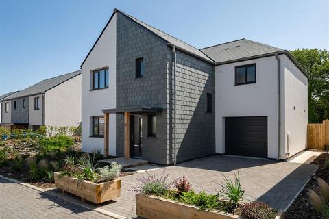 The Grange, Truro TR4 4 bed detached house for sale