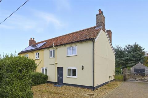 Chapel Road, Morley St. Botolph NR18 3 bed house for sale