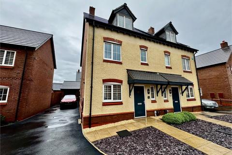 Wharmby Street, Hugglescote... 3 bed semi