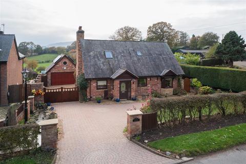 Huxley Lane, Tiverton 4 bed detached house for sale