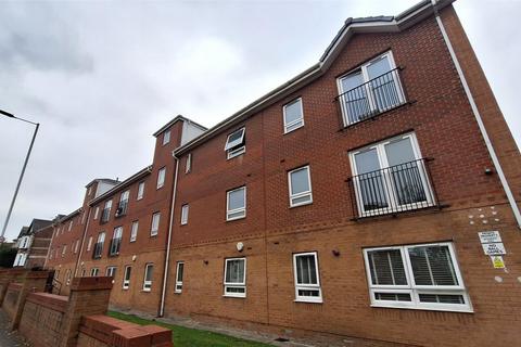 Old Chester Road, Birkenhead... 2 bed flat for sale