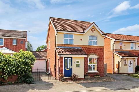 9 Winthropp Close, Malton, YO17 7FL 3 bed detached house for sale