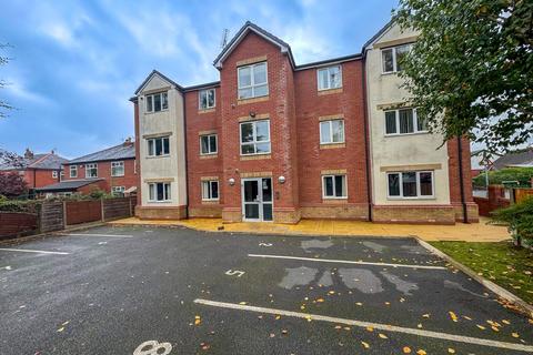Walshaw Road, Bury BL8 2 bed apartment for sale