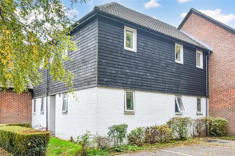 Eeklo Place, Newbury, Berkshire, RG14 1 bed apartment for sale