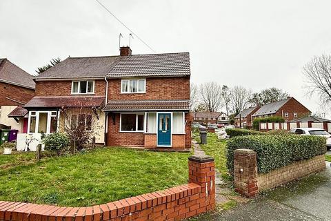 Griffiths Drive, Wolverhampton WV11 2 bed semi