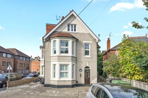 Flat 5, 42 Frimley Road, Camberley... 2 bed flat for sale