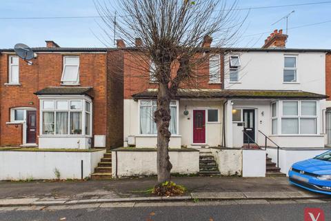 Dordans Road, Luton LU4 2 bed terraced house for sale