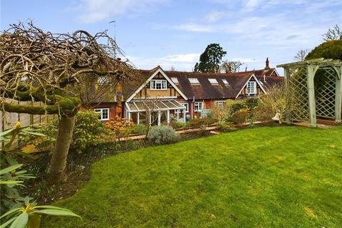 Watling Street, Milton Keynes MK17 3 bed terraced house for sale
