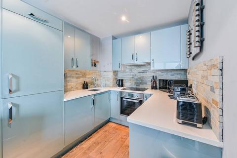 Warwick Building, Chelsea Bridge... 1 bed flat for sale